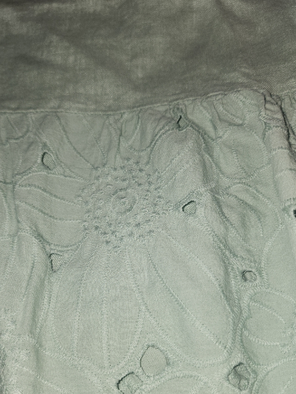 Linen Peplum Top - Picture 2 of 4